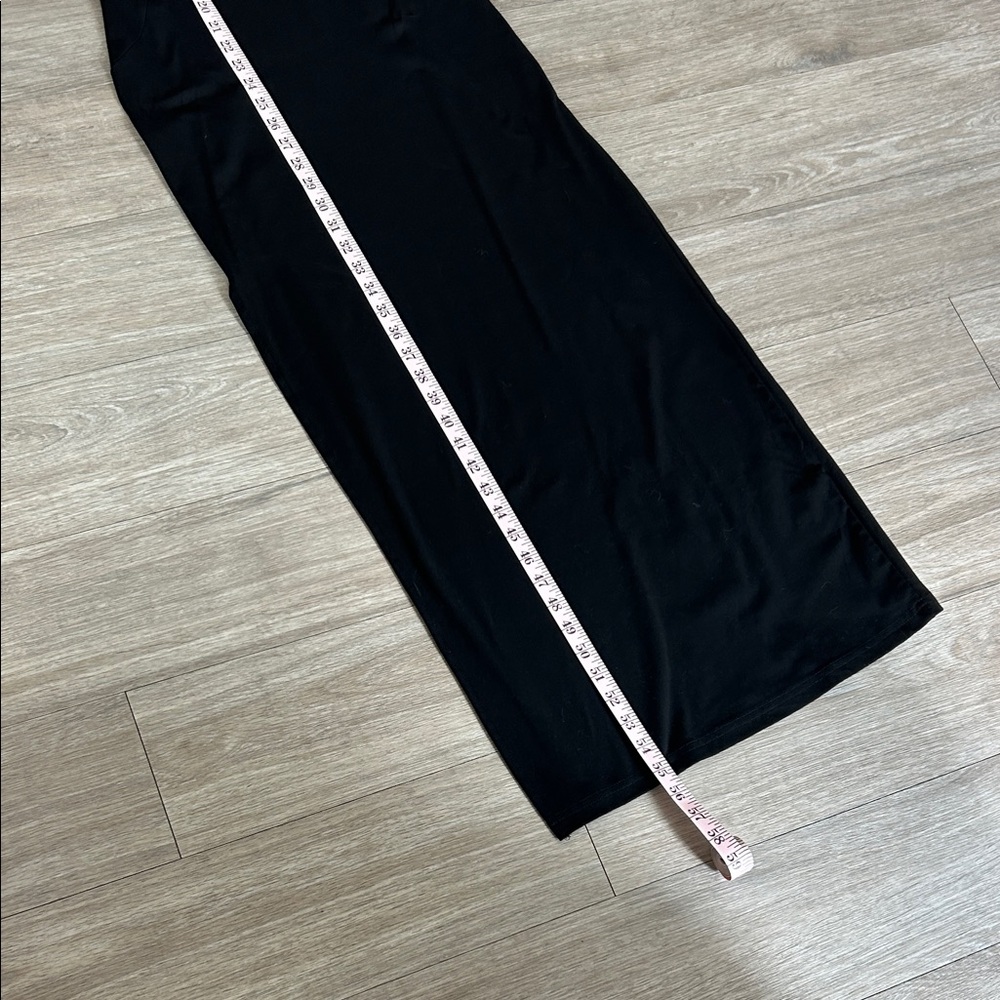 Elegant Black Bodycon Maxi Dress - Picture 8 of 10
